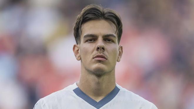 也为他自己 也为他自己